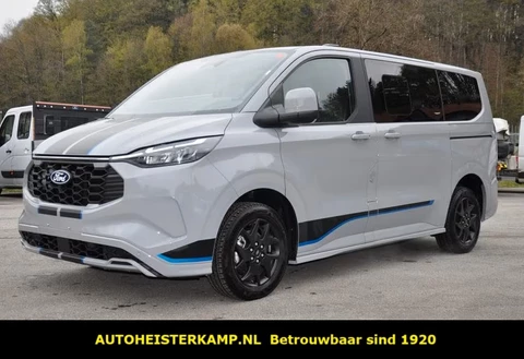 Ford Transit Custom Tourneo 340 2.5 PHEV L1H1 Sport 8 zitter 233 PK B en O Soundsystem Stuurverwarming Stoelverwarming Trekhaak