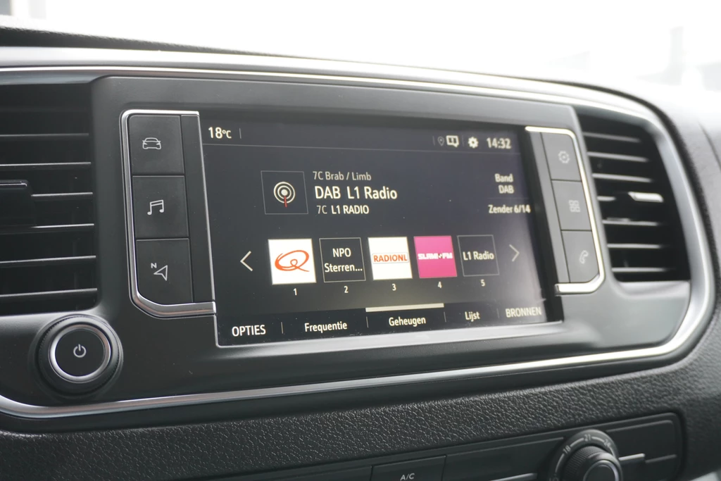 Opel Vivaro – foto 12