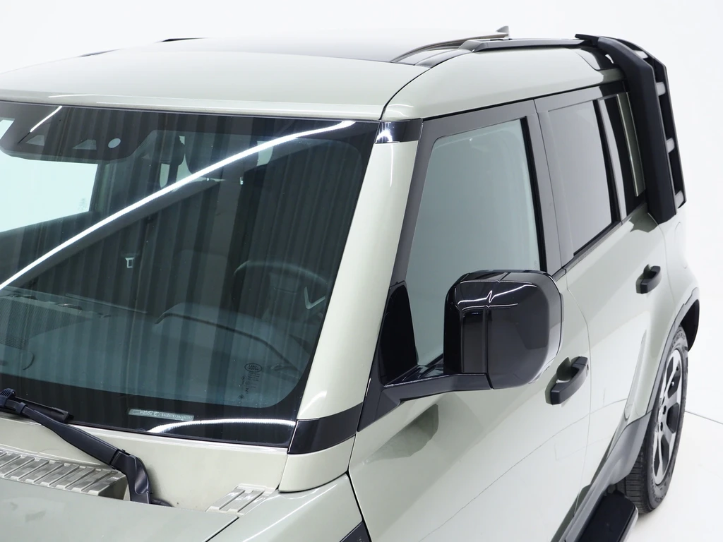 Land Rover Defender – foto 14