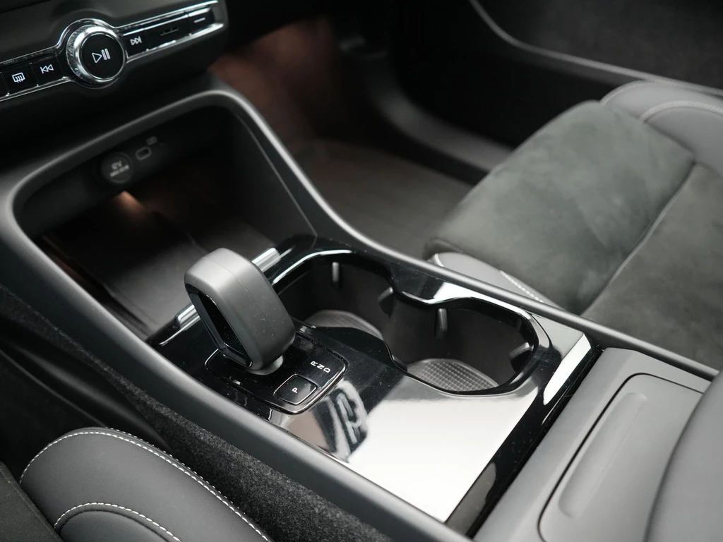 Volvo C40 – foto 40