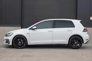 Volkswagen Golf – thumbnail 4
