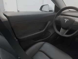 Tesla Model 3 – thumbnail 24