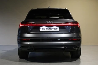 Audi e-tron – thumbnail 6
