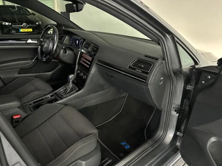 Volkswagen Golf – thumbnail 34
