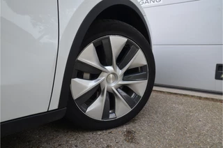 Tesla Model Y – thumbnail 9
