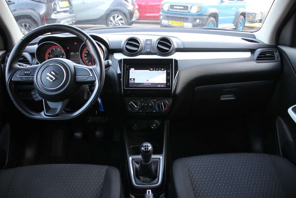 Suzuki Swift – foto 10
