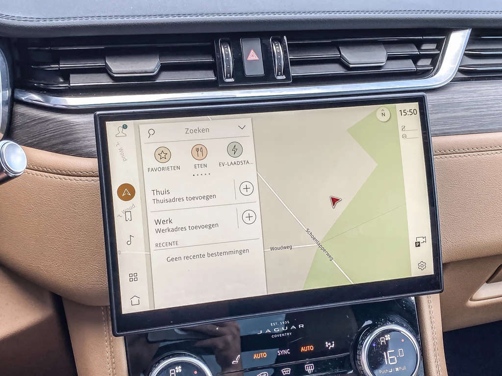 Jaguar F-PACE – foto 23