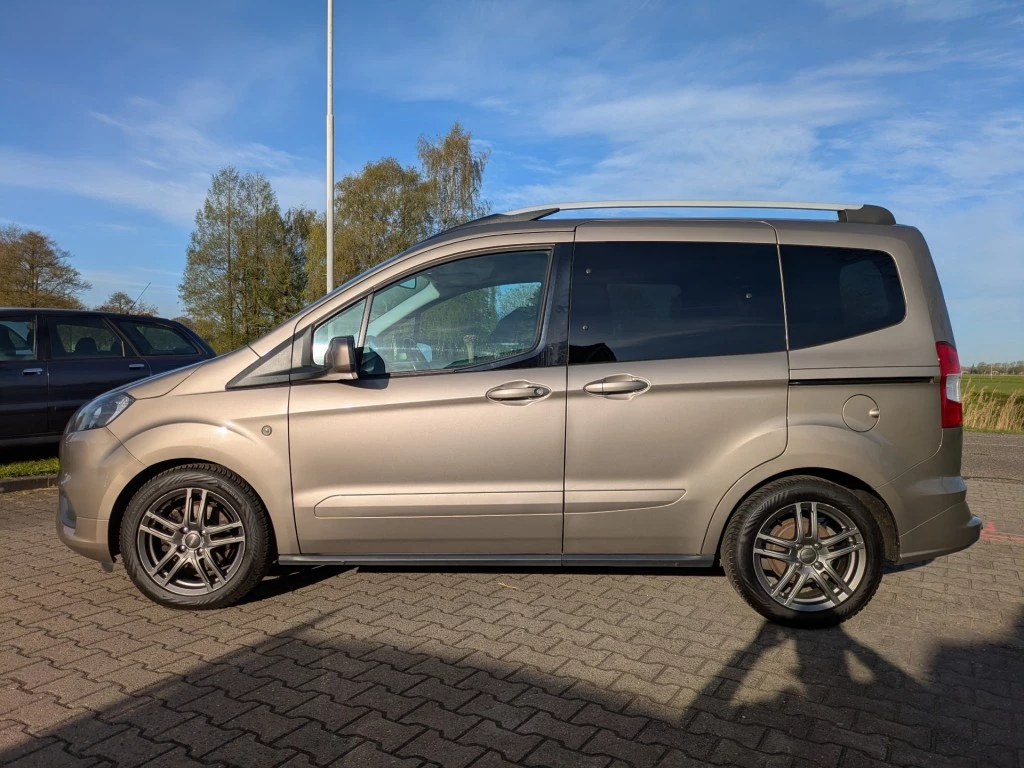 Ford Tourneo Courier – foto 2