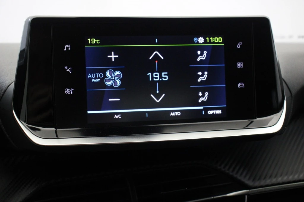 Peugeot e-2008 – foto 30