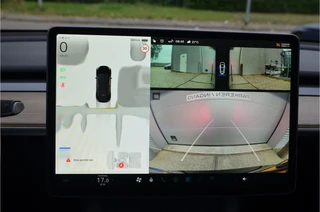 Tesla Model Y – thumbnail 25