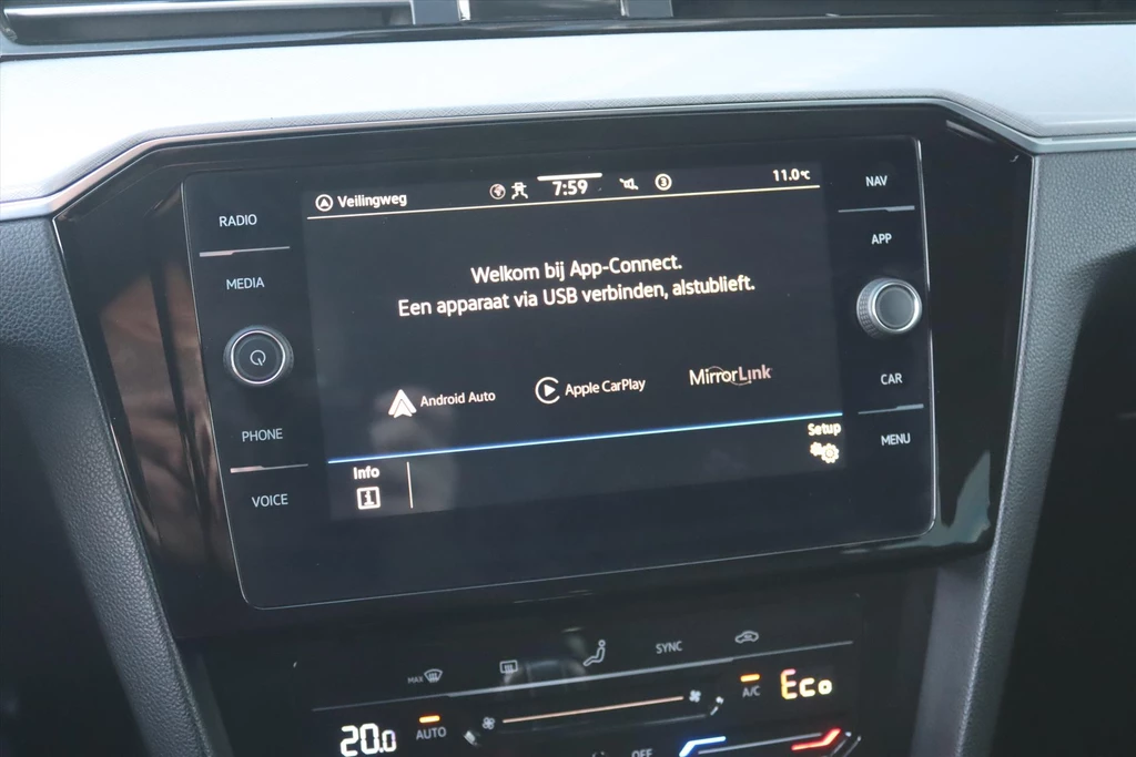 Volkswagen Passat – foto 28