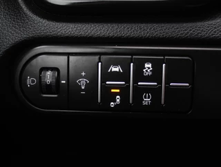 Kia Ceed – thumbnail 53