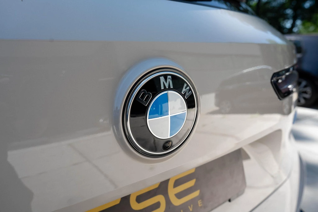 BMW iX – foto 24