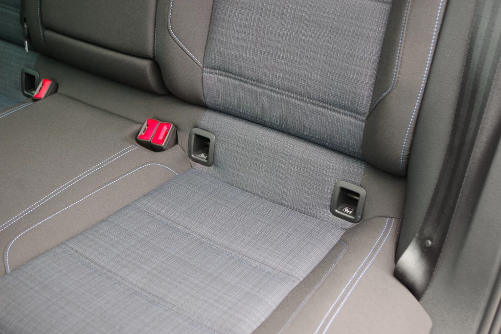 Volkswagen Passat – foto 27