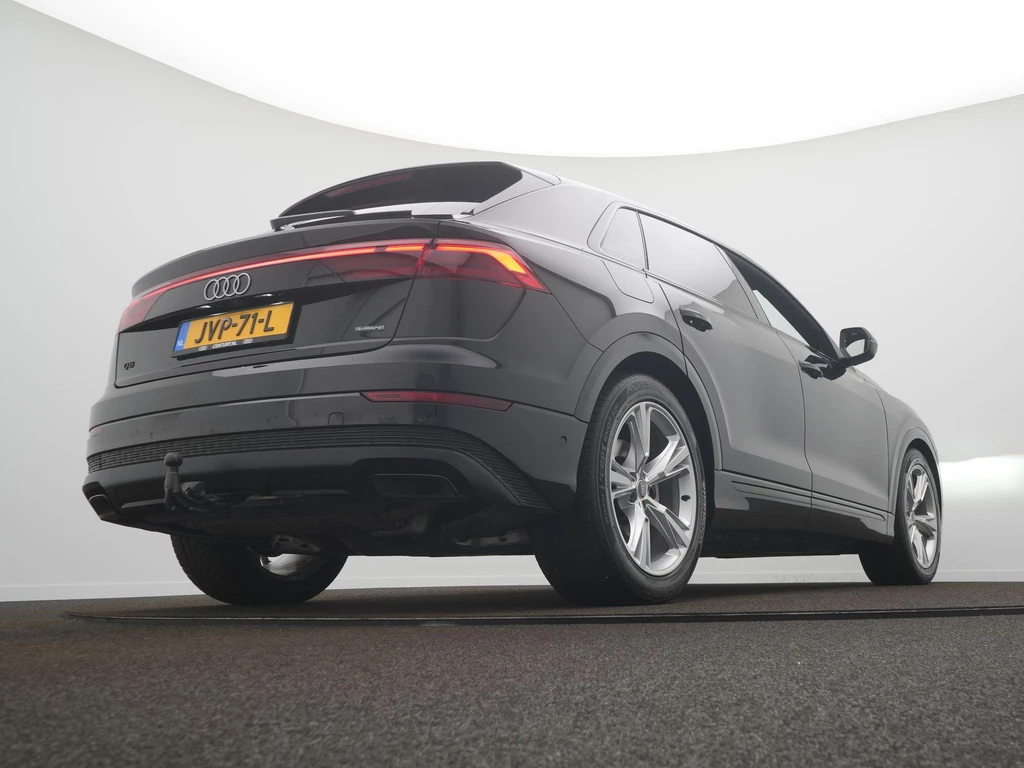 Audi Q8 – foto 7