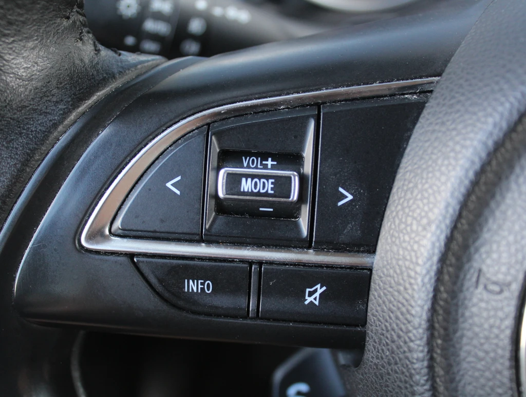 Suzuki Swift – foto 35