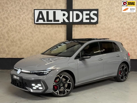 Volkswagen GOLF 1.5 eHybrid GTE | Pano | 360 Camera | Keyless | Standkachel | ACC | Stoel-/Stuurverwarming