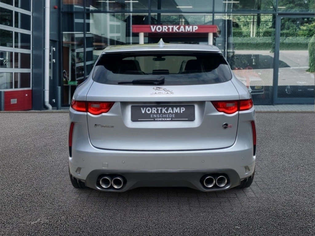 Jaguar F-PACE – foto 4