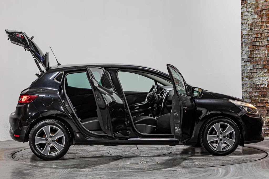 Renault Clio – foto 11