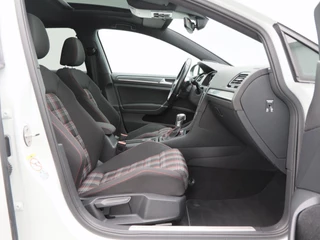 Volkswagen Golf – thumbnail 40