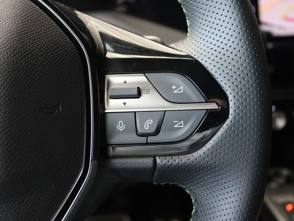 Peugeot 408 – foto 32