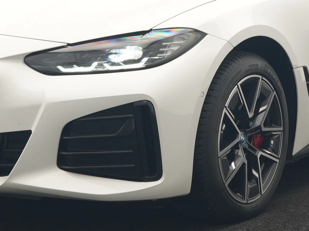BMW i4 – foto 28