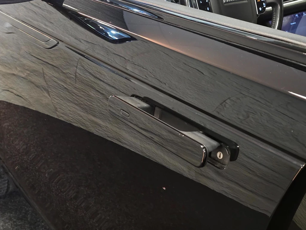 Land Rover Range Rover Velar – foto 13