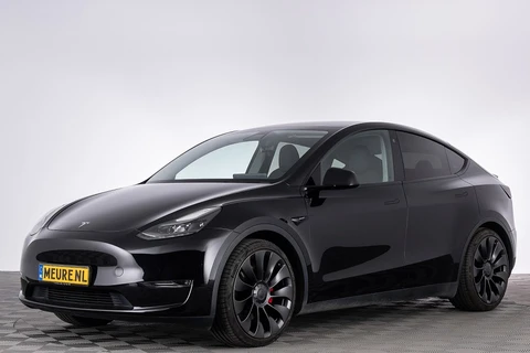 Tesla Model Y Performance AWD 75 kWh *BLACK ED.* LEDER | PANORAMADAK