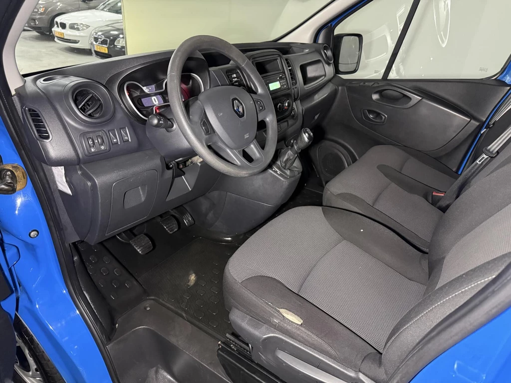 Renault Trafic – foto 12