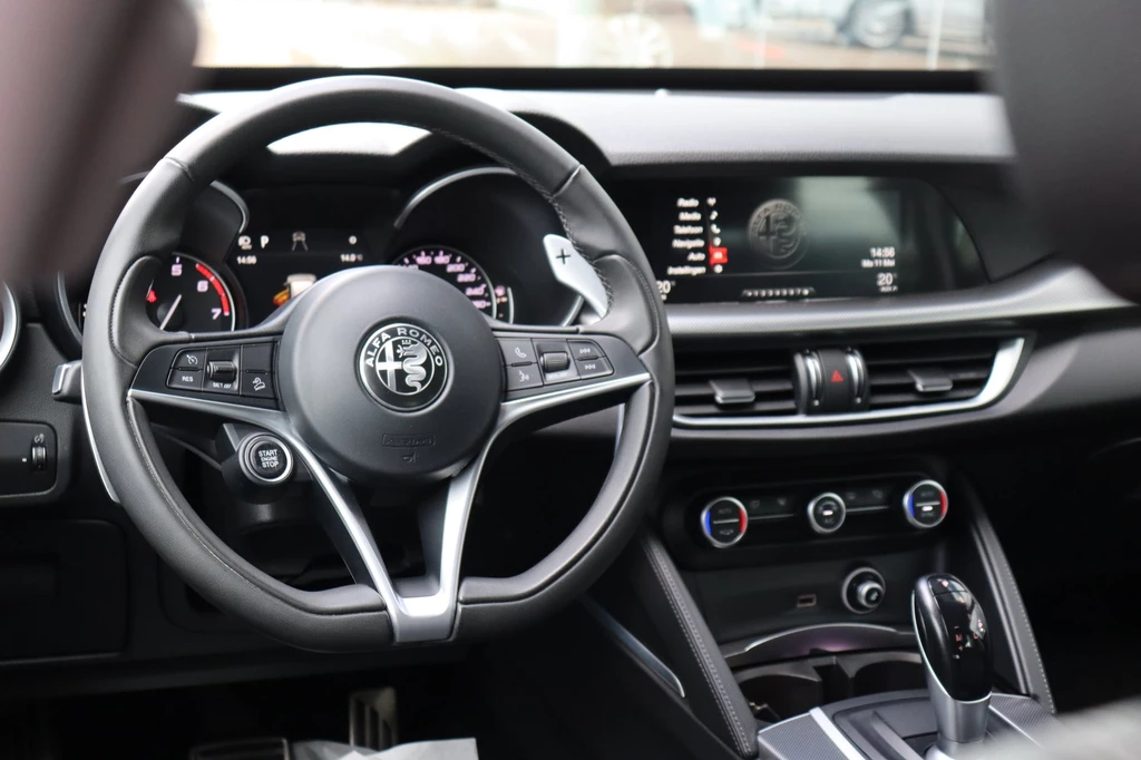 Alfa Romeo Stelvio – foto 13