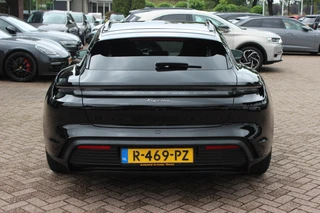 Porsche Taycan – thumbnail 4