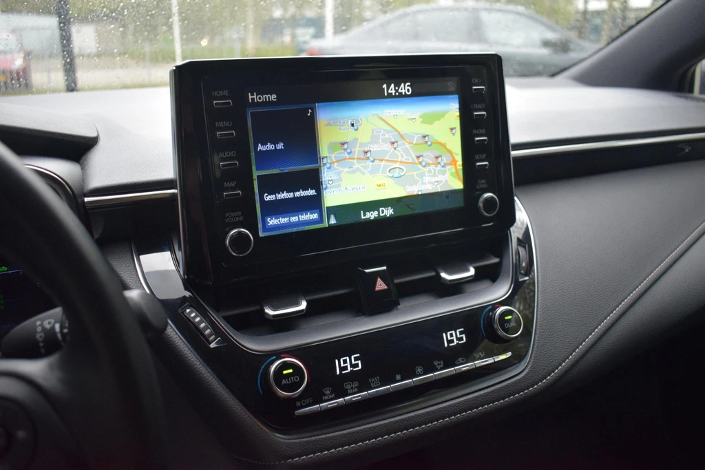 Toyota Corolla Touring Sports – foto 22