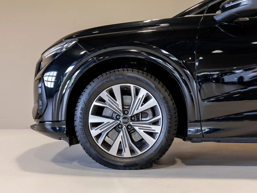 Audi Q4 e-tron – foto 12