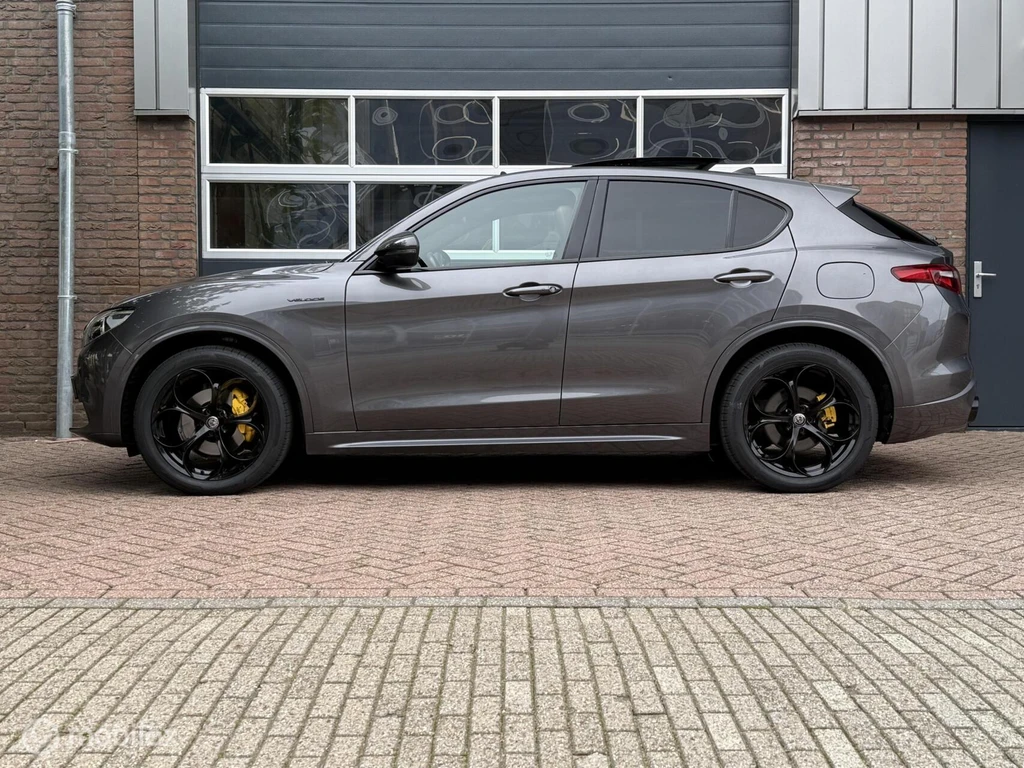 Alfa Romeo Stelvio – foto 15