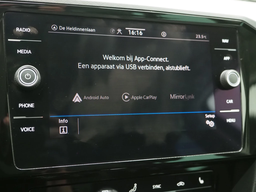 Volkswagen Passat – foto 26