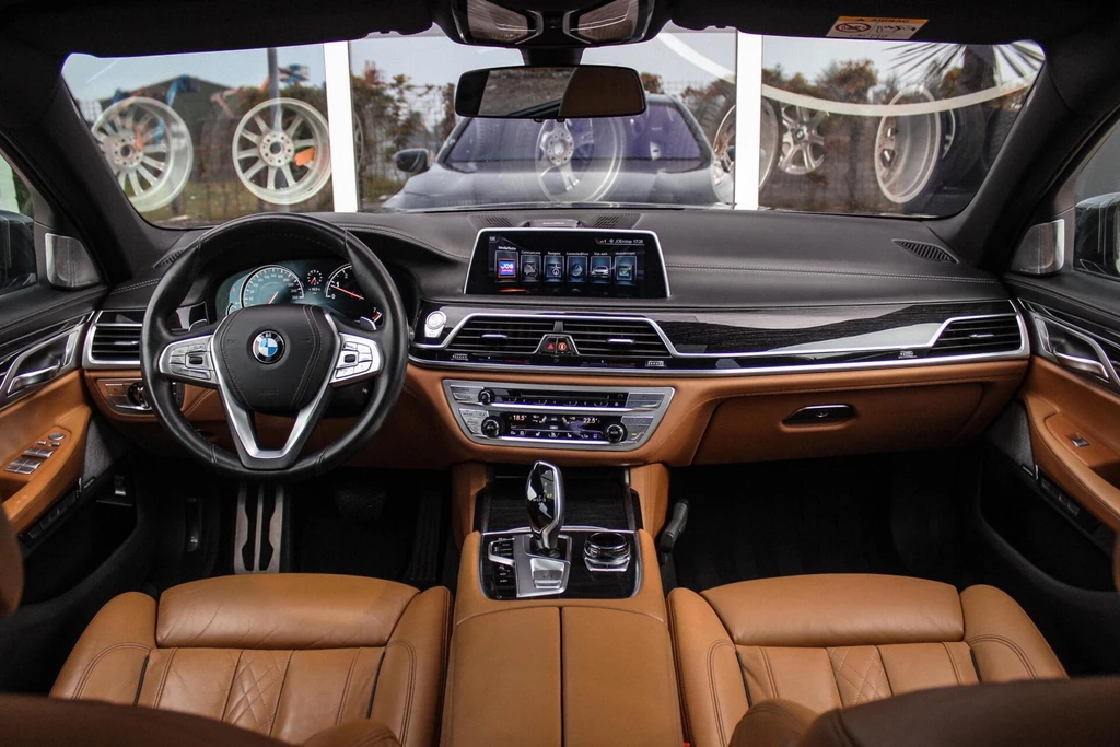 BMW 7 Serie – foto 14