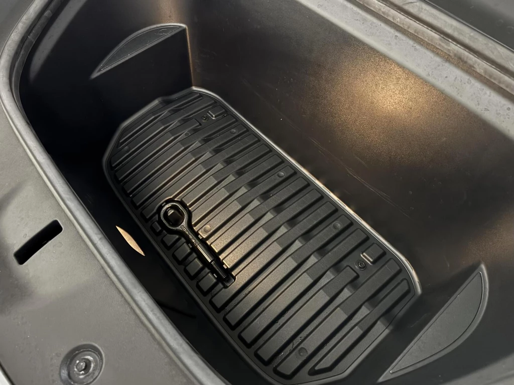 Tesla Model Y – foto 64