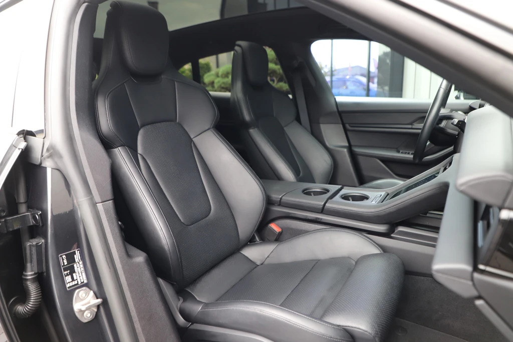 Porsche Taycan – foto 9