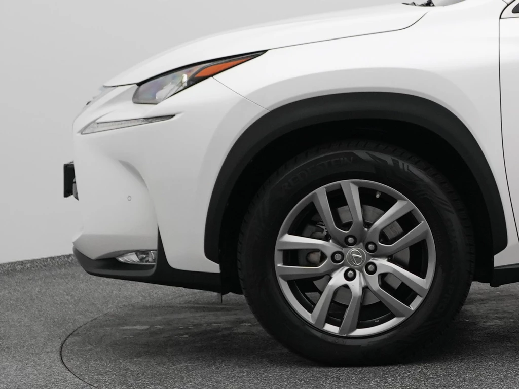 Lexus NX – foto 30