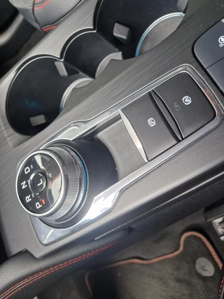 Ford Kuga – thumbnail 21