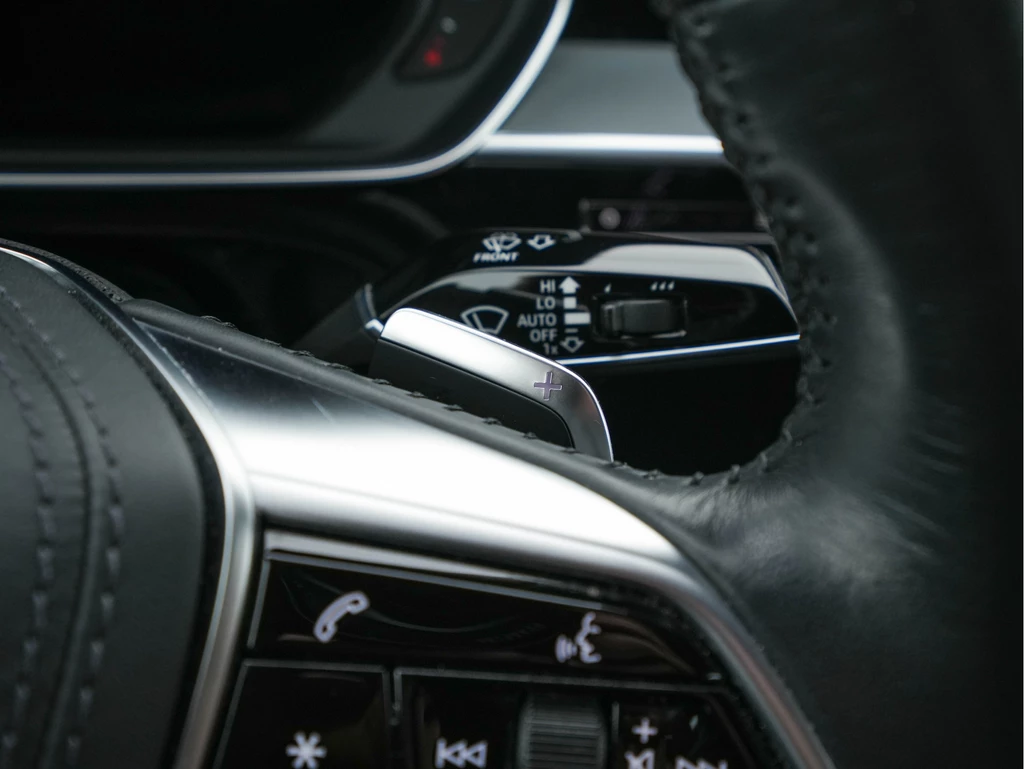 Audi A8 – foto 18