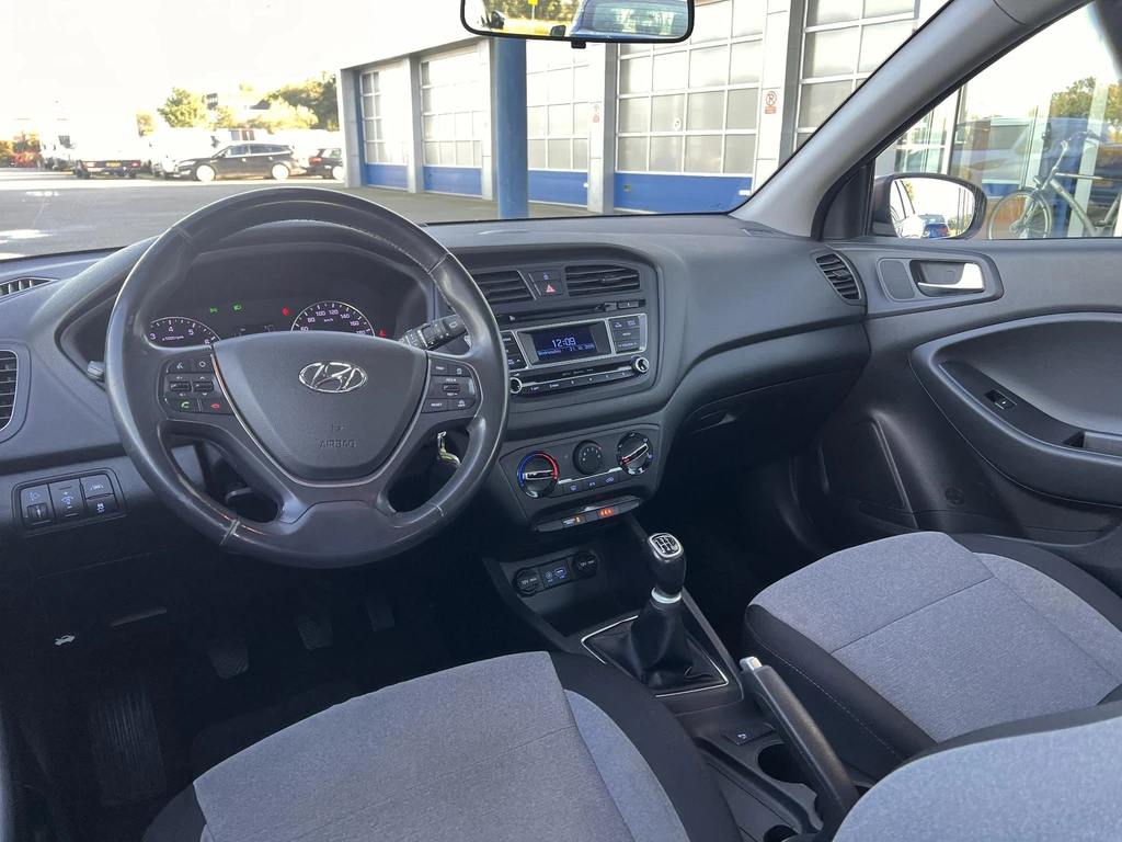 Hyundai i20 – foto 11