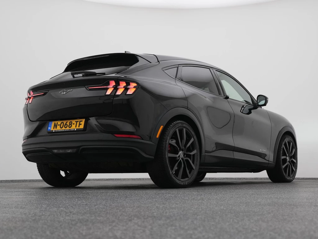 Ford Mustang Mach-E – foto 12