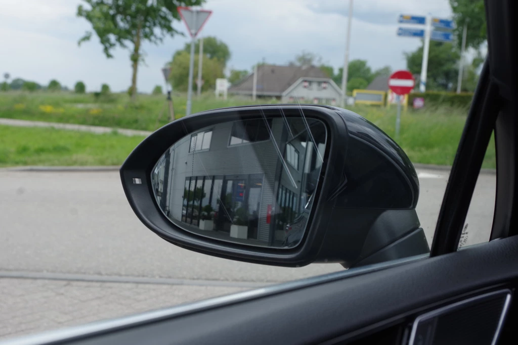 Volkswagen Passat – foto 29