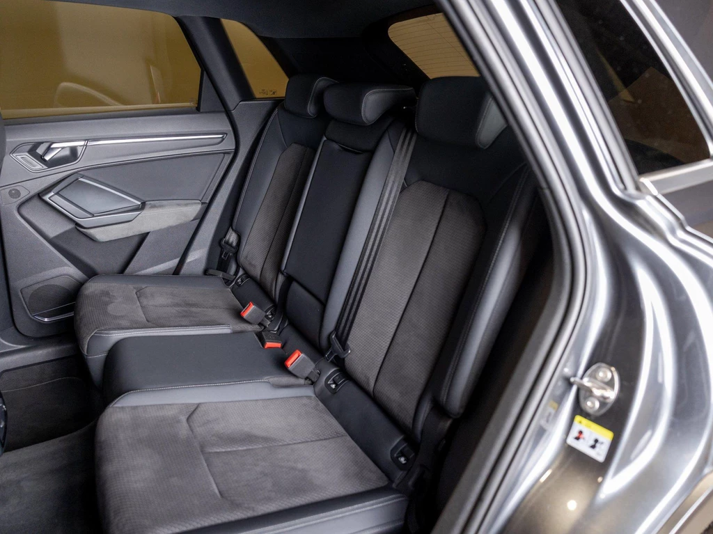 Audi Q3 – foto 11