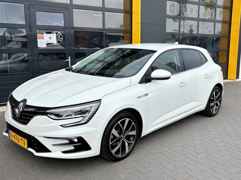Renault Mégane 1.3 TCe 140 pk EDC Automaat Intens Camera Trekhaak