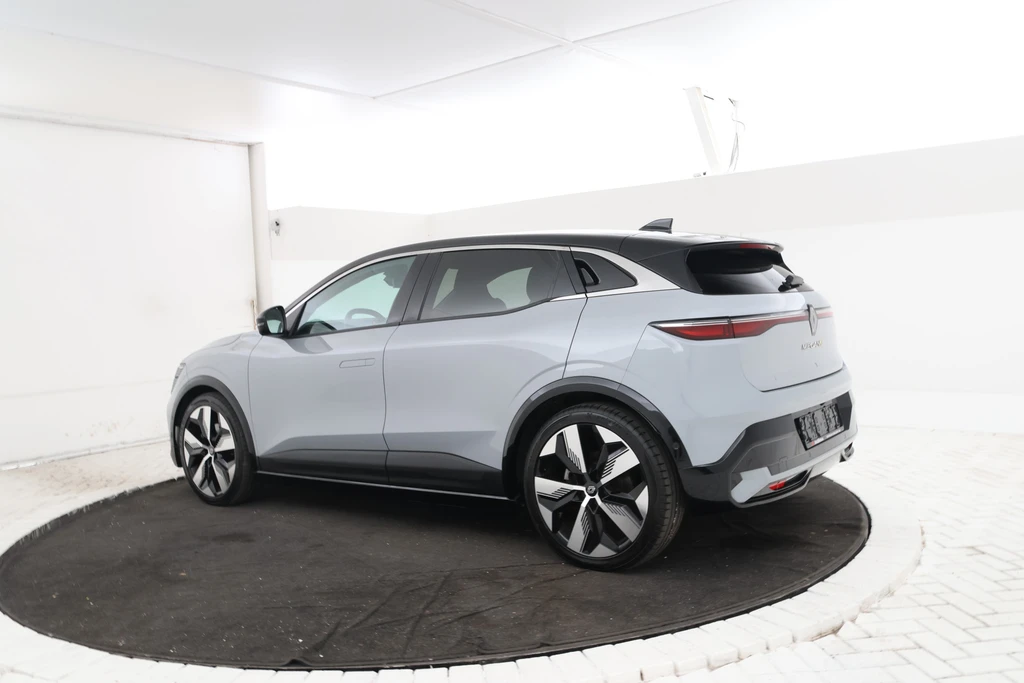 Renault Megane E-Tech – foto 2
