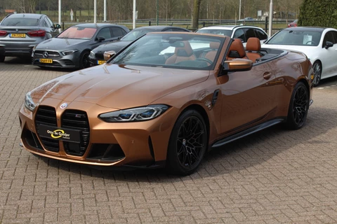 BMW M4 4-serie Cabrio xDrive Competition / Camera / Head-up / Carbon / Nekverwarming / H&K / Keyless / Stuurverwarming / ACC / DAB / Dodehoek / Windscherm