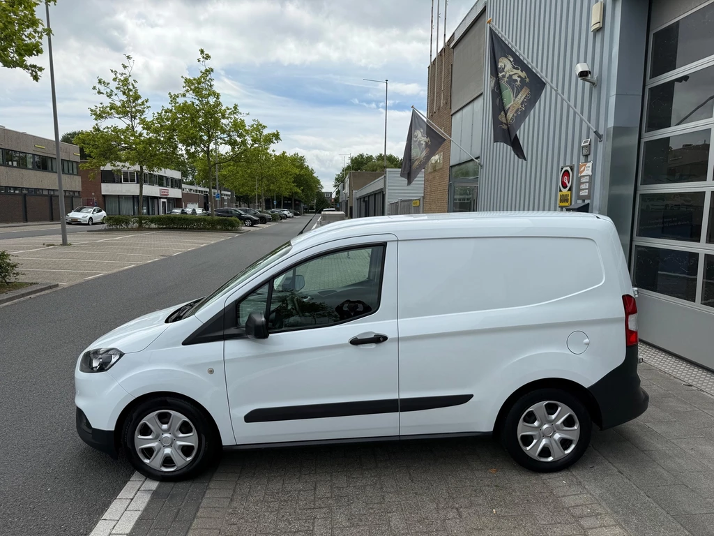Ford Transit Courier – foto 5