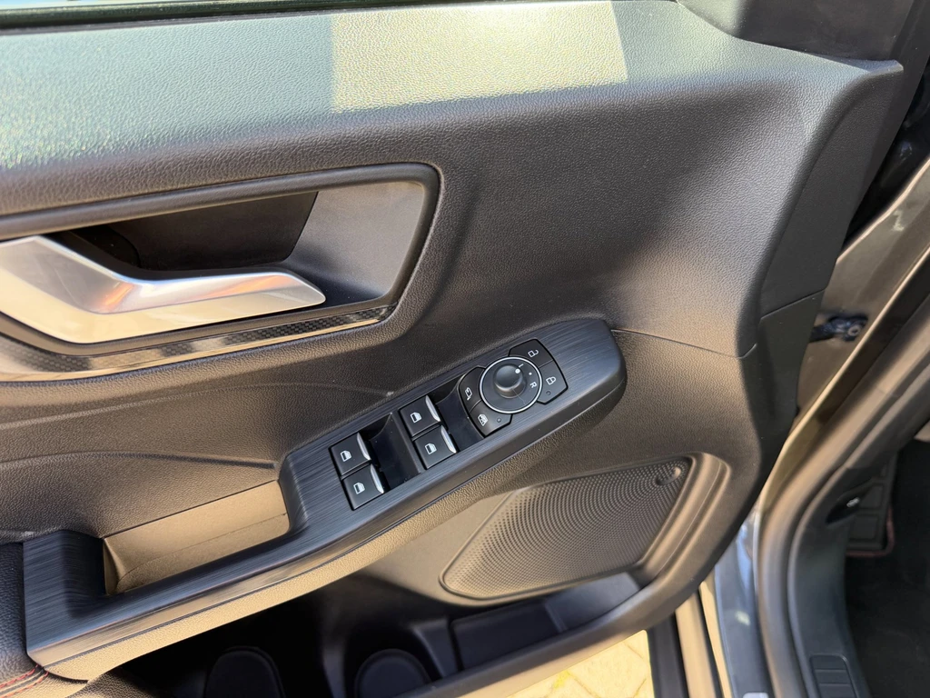 Ford Kuga – foto 10